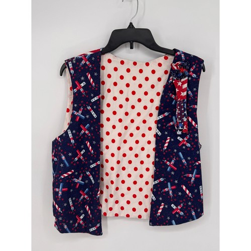 Gilet patriottico fatto - , mano